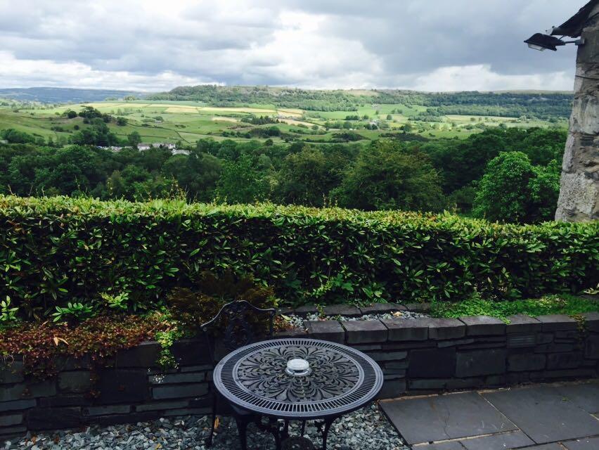 Hotel Mason'S Arms Bowland Bridge Exterior foto