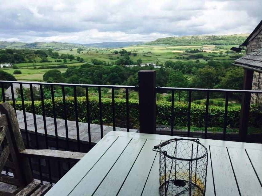 Hotel Mason'S Arms Bowland Bridge Exterior foto