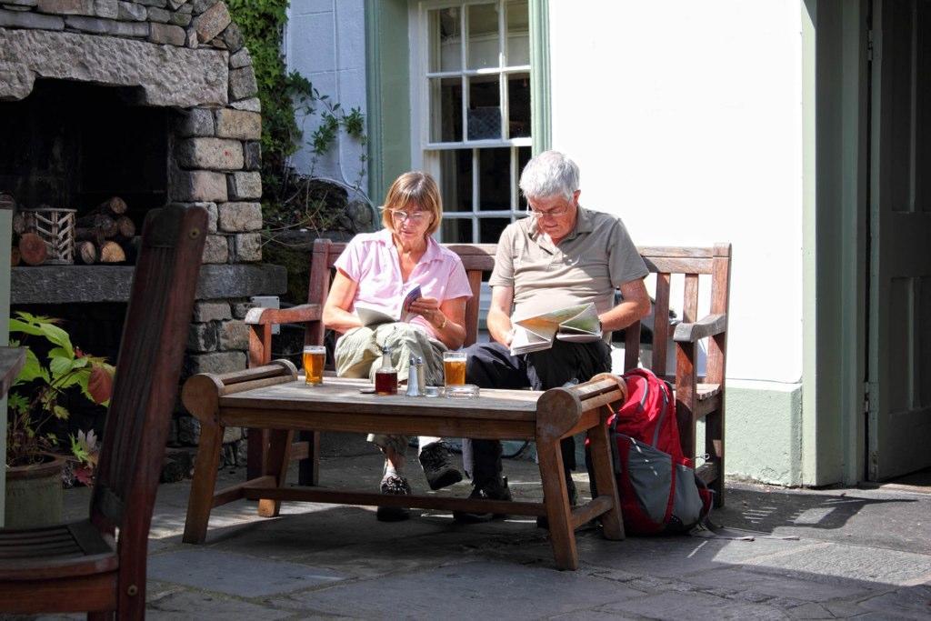 Hotel Mason'S Arms Bowland Bridge Exterior foto